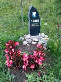 Kuru hautakivi